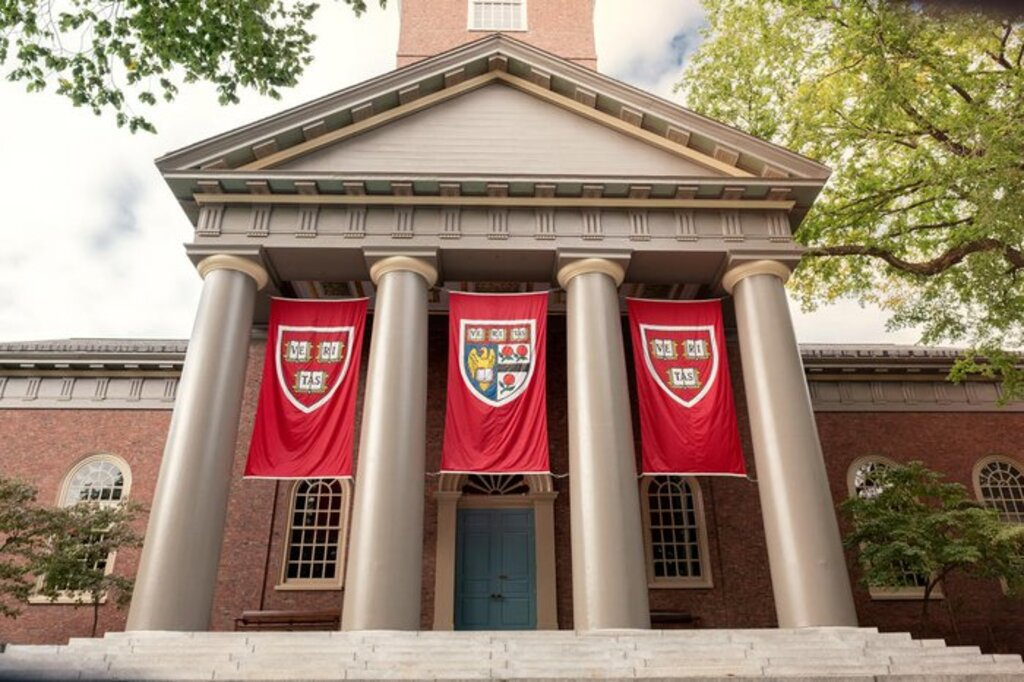 Cursos gratuitos da Harvard com certificado: melhores de 2024