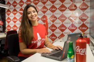 Jovem Aprendiz Coca-Cola: vagas, salário e como se inscrever